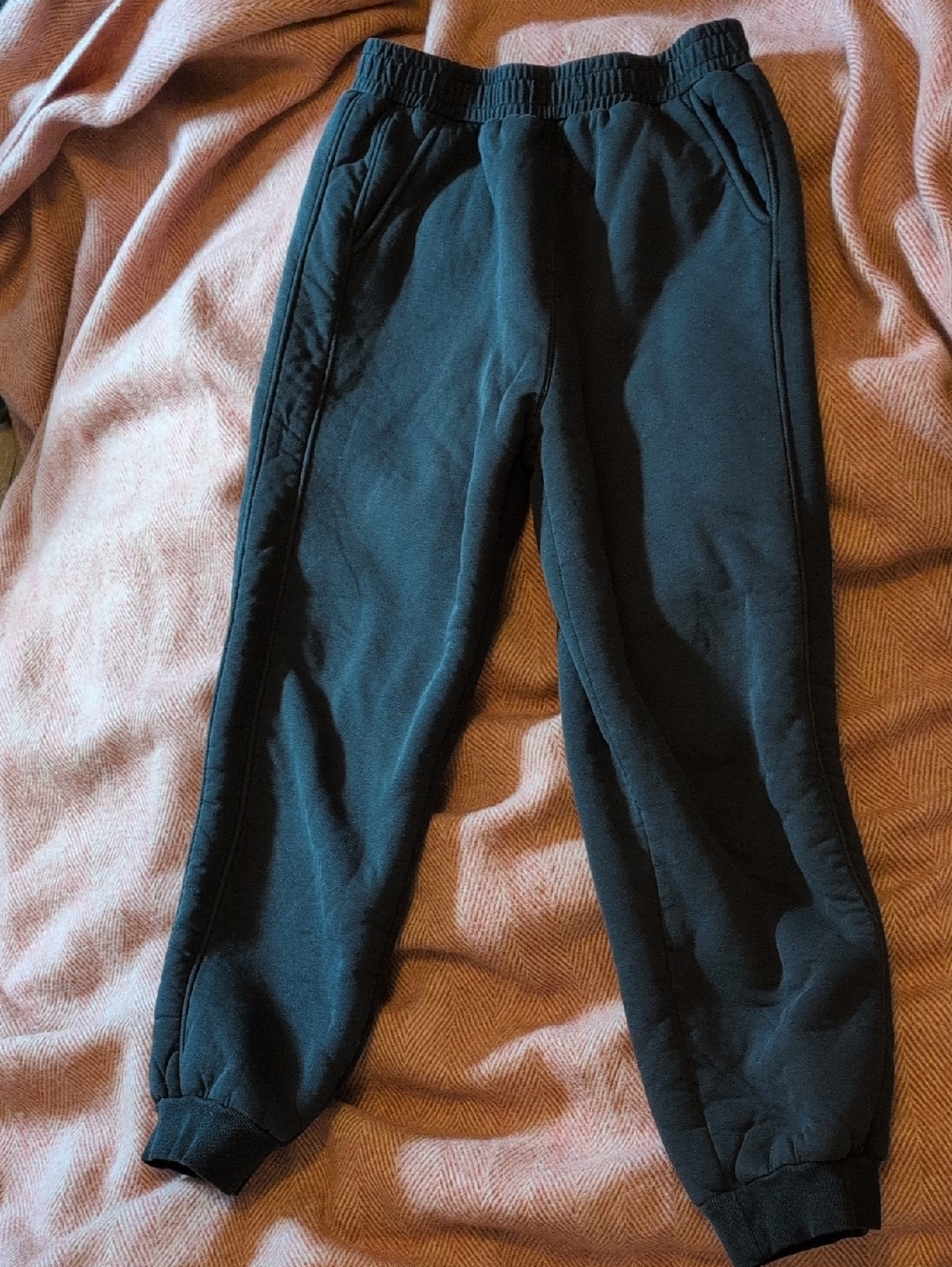 Men's Black Fleece Jogger Sweatpants - Elastic Waist & Cuffed Ankles